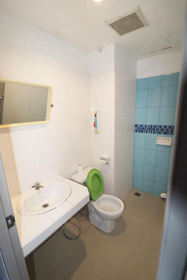 Thasanee Guesthouse Хуа Хин Экстерьер фото